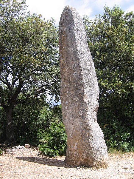 Photo de Menhir de la Lèque à Lussan