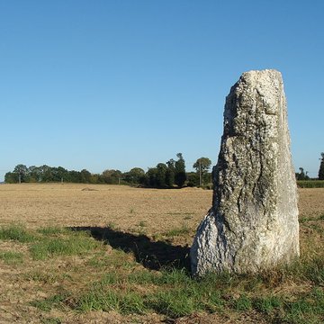 Menhir de La Roche Carrée de Médréac