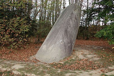 Photo de Menhir de la Tremblais de Saint-Samson-sur-Rance