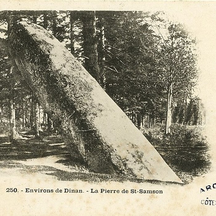 Photo de Menhir de la Tremblais de Saint-Samson-sur-Rance