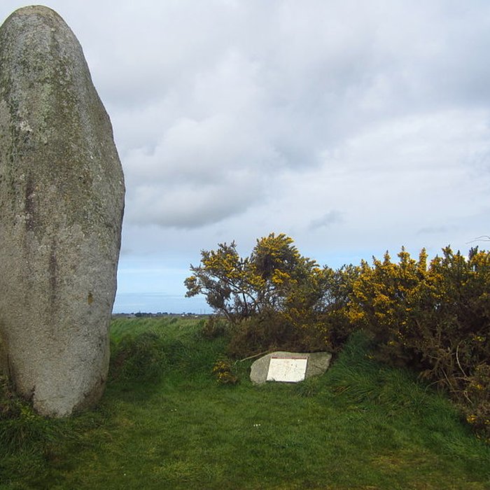 Photo de Menhir de Lann al Louarn à Plouguin