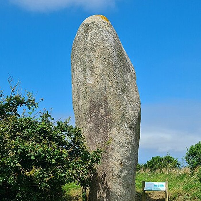 Photo de Menhir de Lann al Louarn à Plouguin