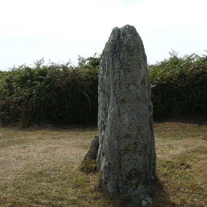 Photo de Menhir de Mez-Kerlard à Groix