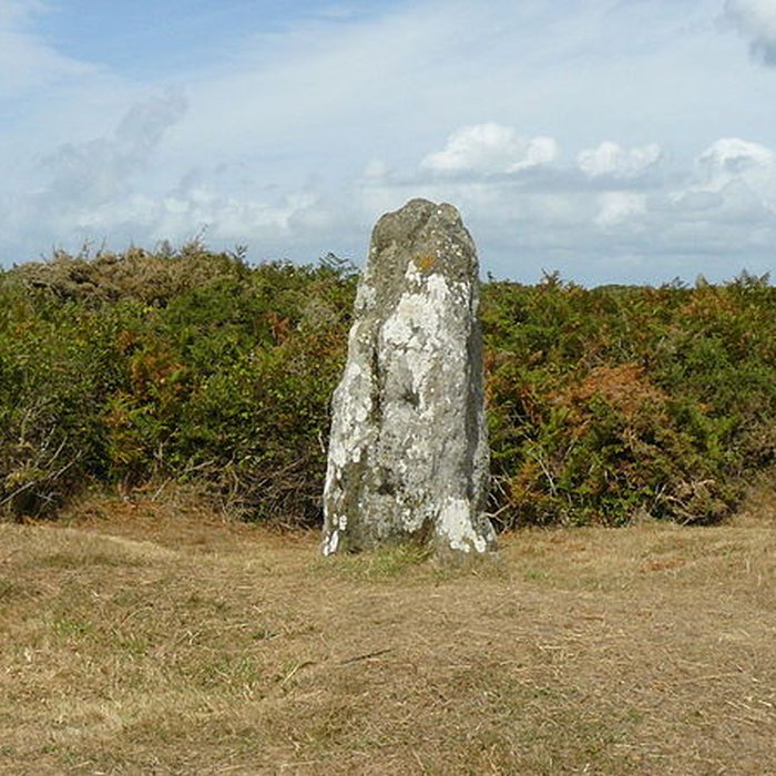 Photo de Menhir de Mez-Kerlard à Groix