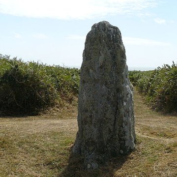 Menhir de Mez-Kerlard à Groix