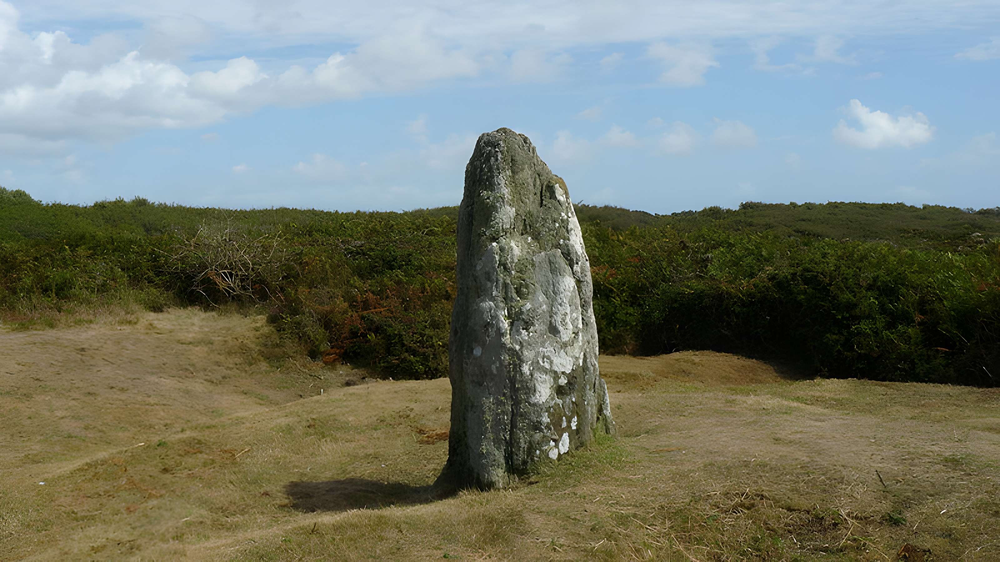 Menhir de Mez-Kerlard à Groix