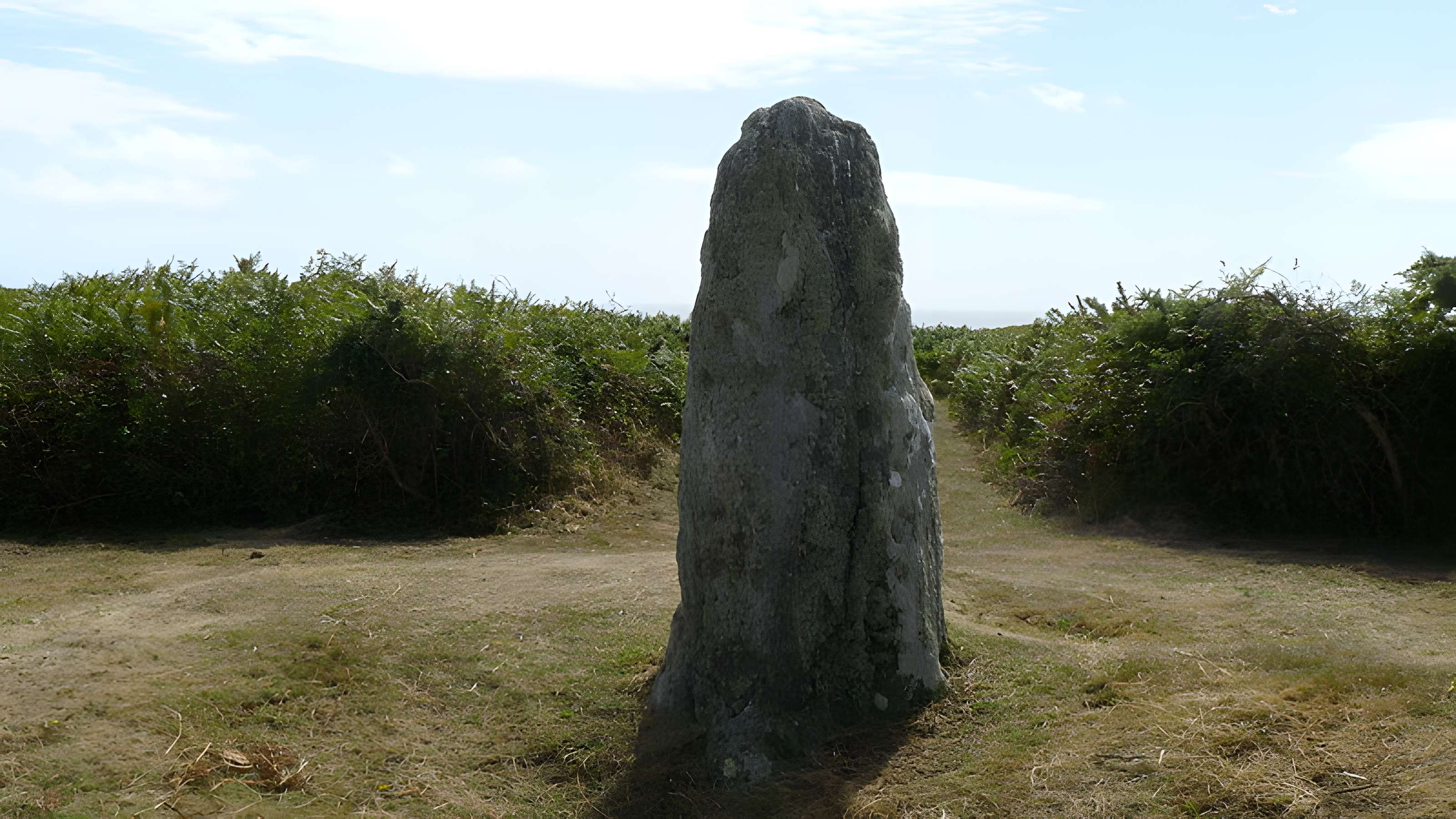 Menhir de Mez-Kerlard à Groix
