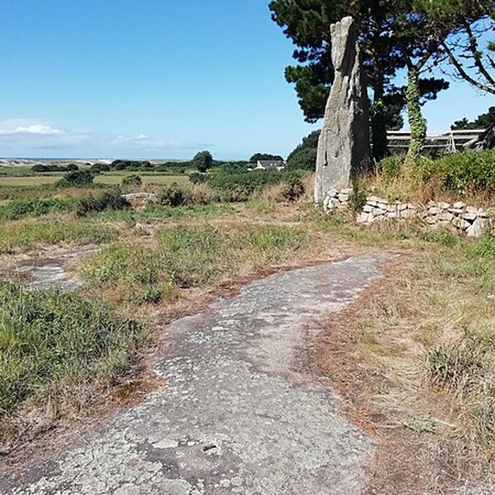 Photo de Menhir de Squividan à Treffiagat