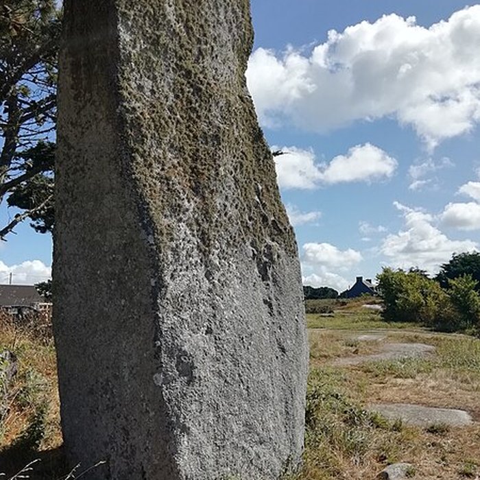 Photo de Menhir de Squividan à Treffiagat