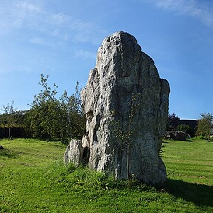 Photo de Menhir dit "Dent de Gargantua" de Saint-Suliac
