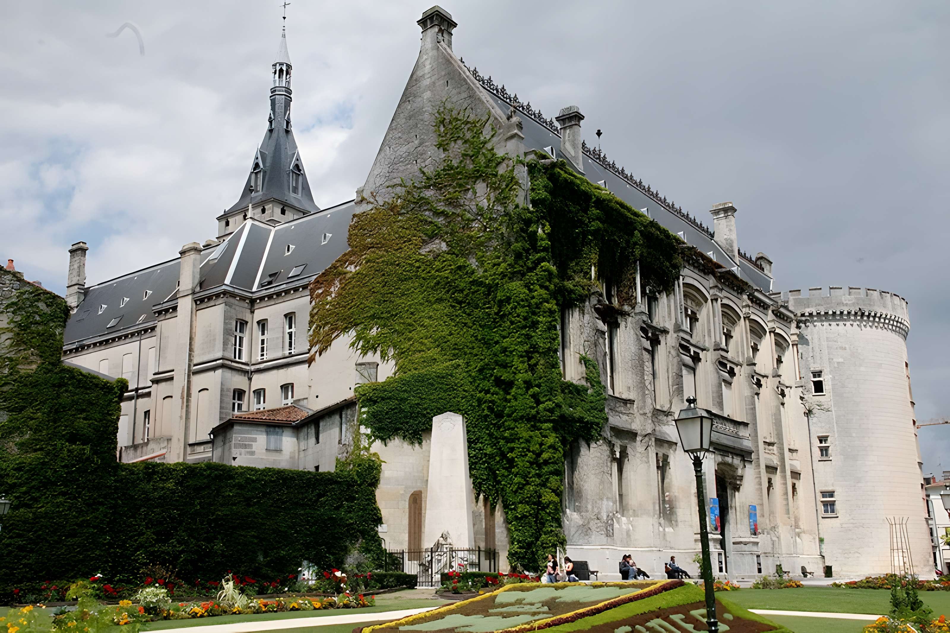 Hôtel de ville d'Angoulême