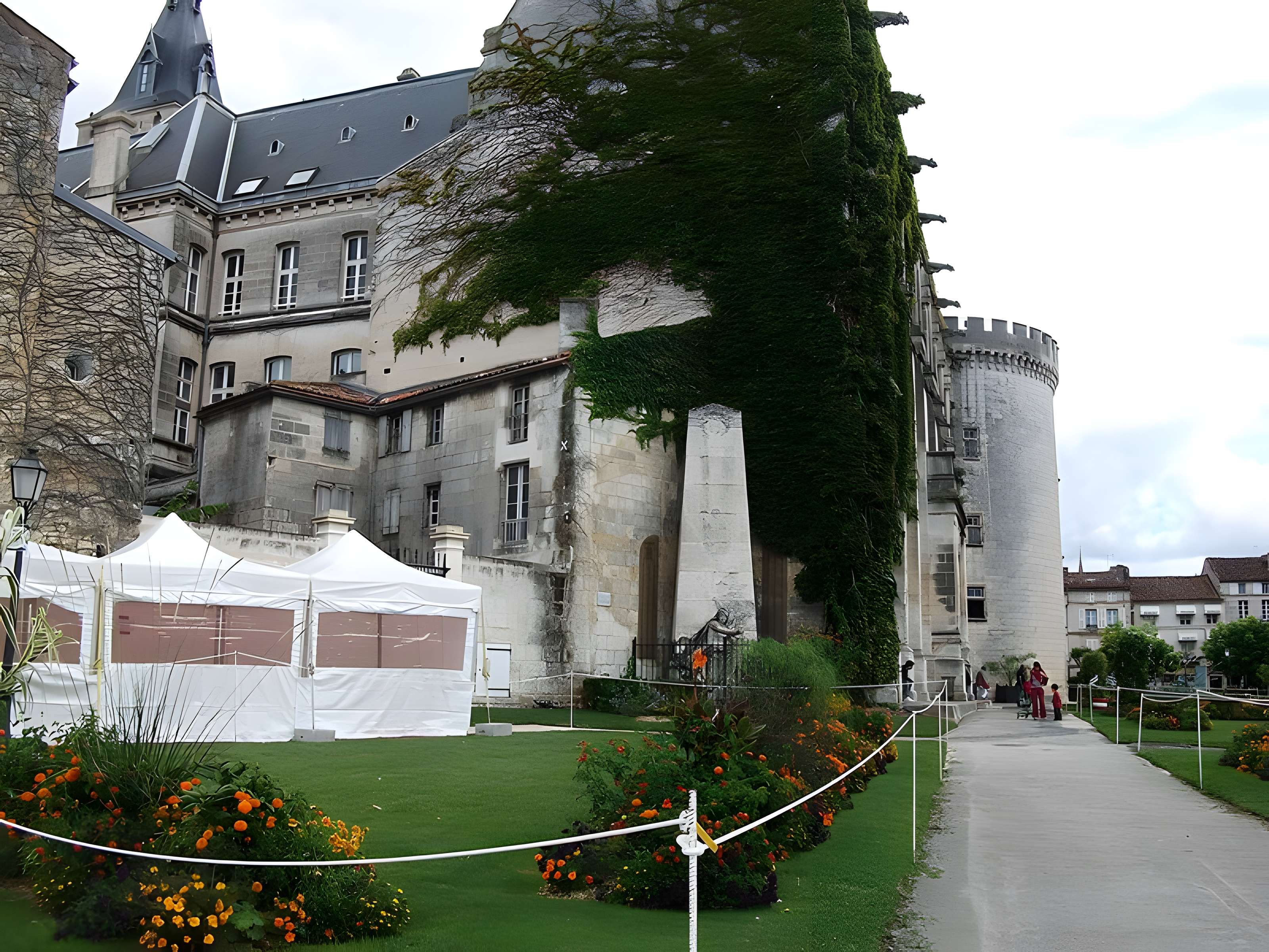 Hôtel de ville d'Angoulême