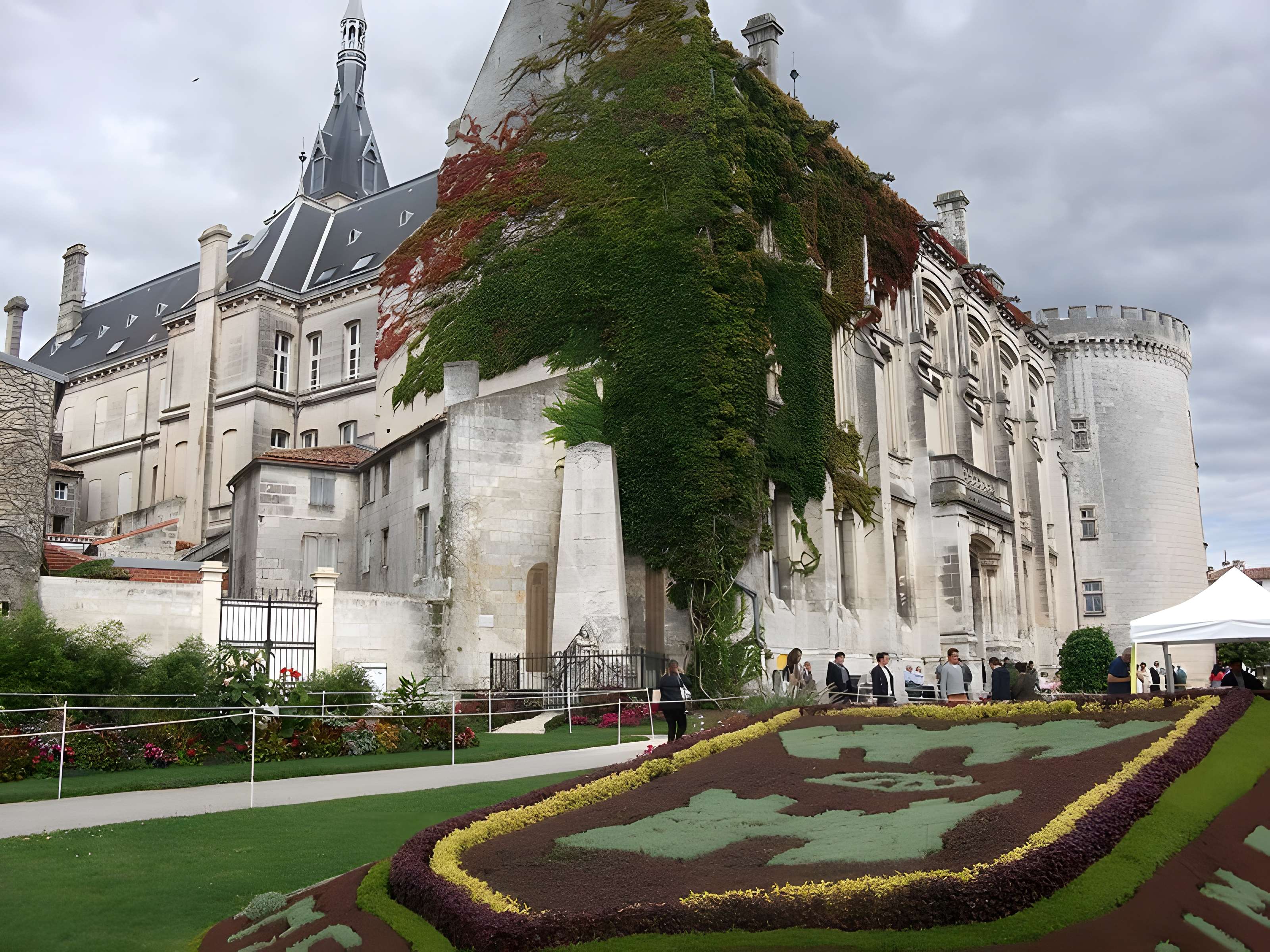 Hôtel de ville d'Angoulême