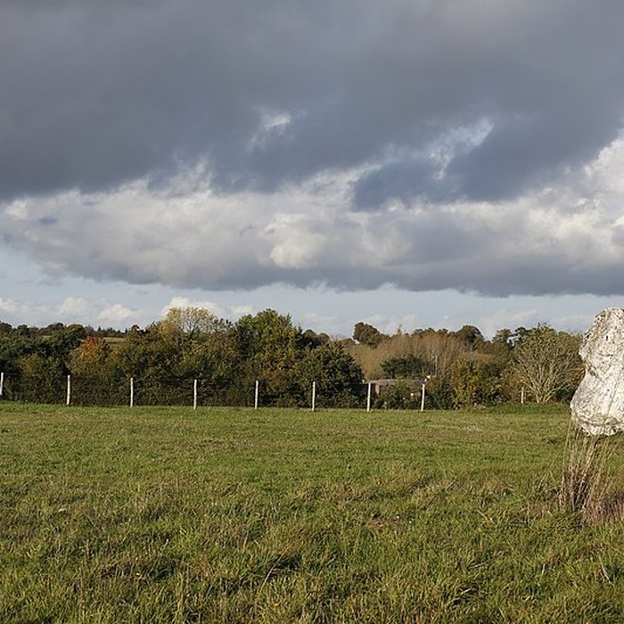 Photo de Menhir du Champ de la Pierre et menhir du Champ Horel
