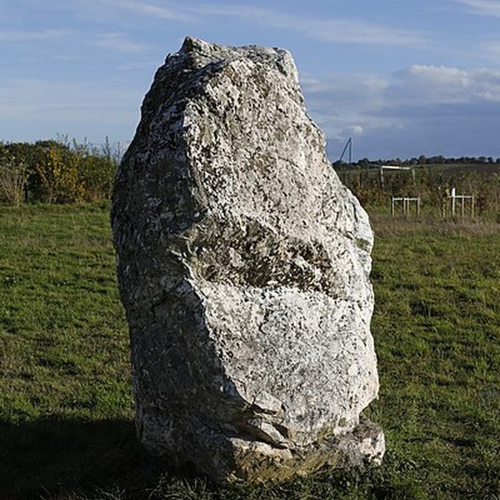 Photo de Menhir du Champ de la Pierre et menhir du Champ Horel