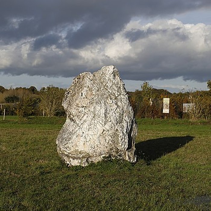Photo de Menhir du Champ de la Pierre et menhir du Champ Horel