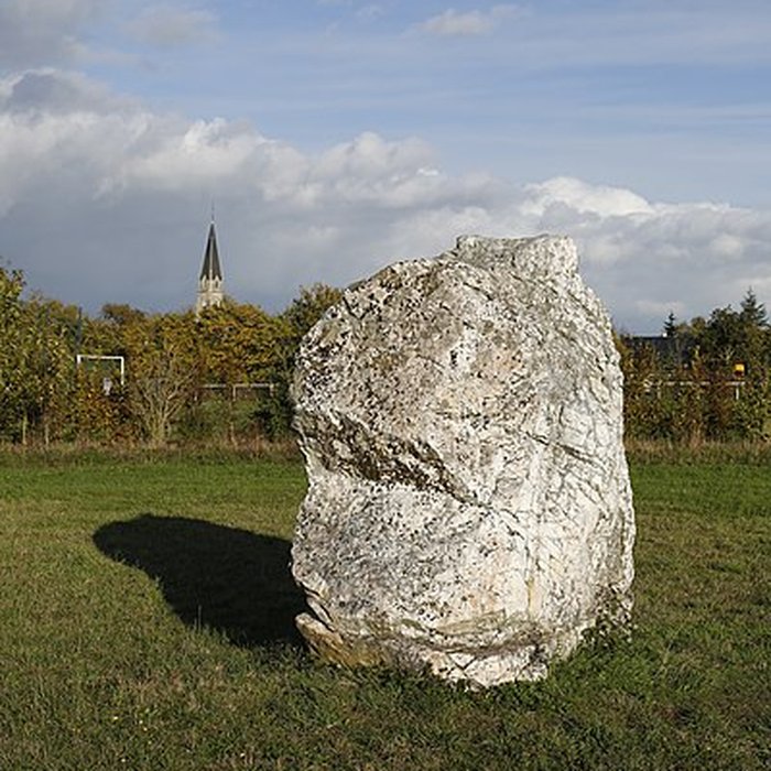Photo de Menhir du Champ de la Pierre et menhir du Champ Horel