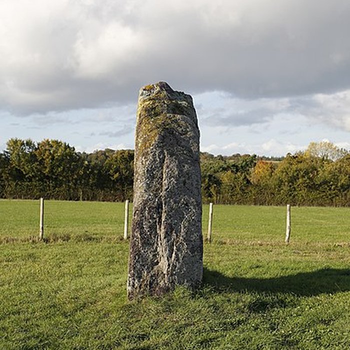 Photo de Menhir du Champ de la Pierre et menhir du Champ Horel