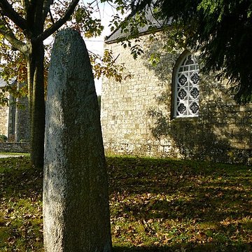 Menhir du Moustoir de Saint-Jean-Brévelay