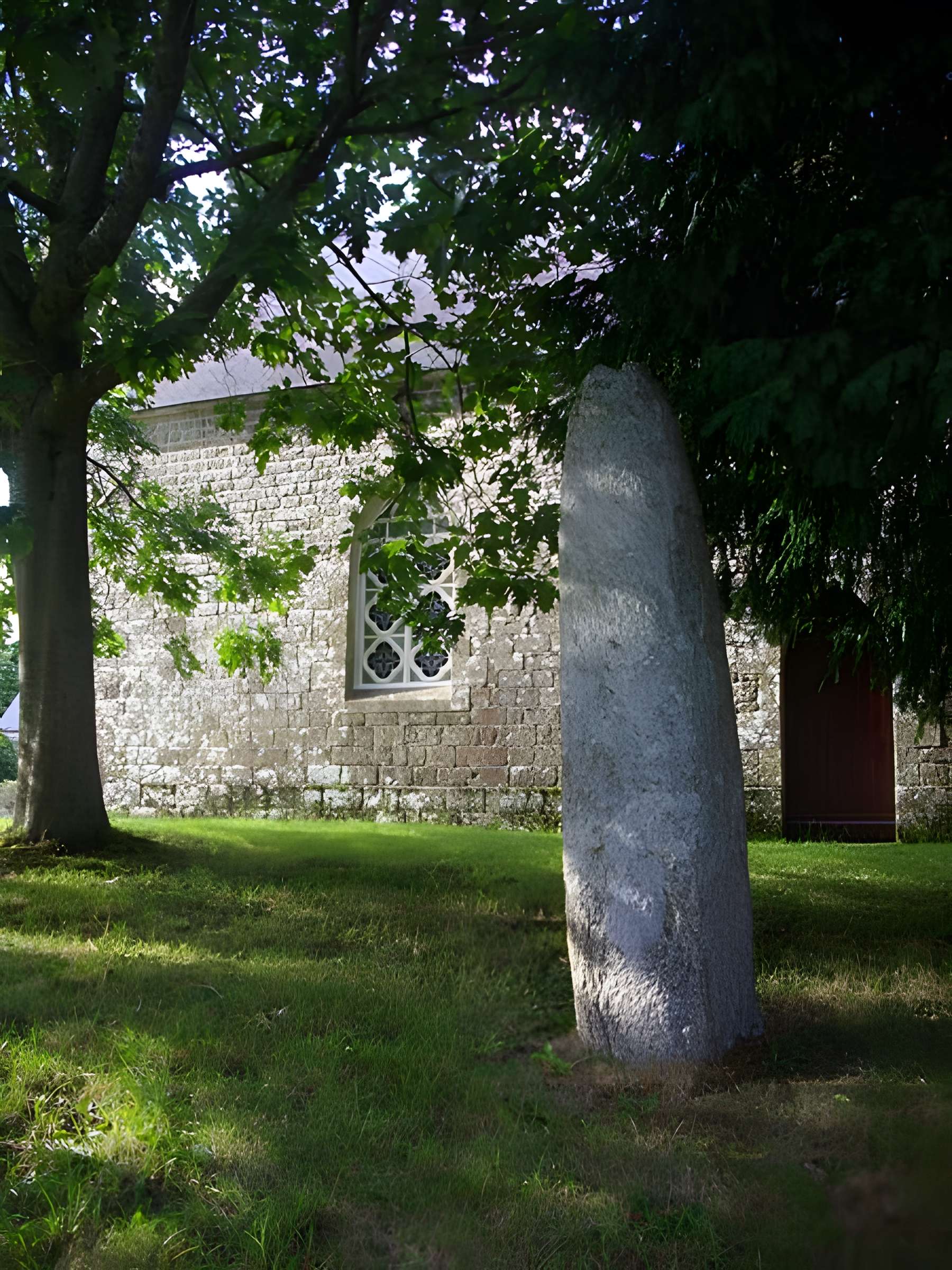 Menhir du Moustoir de Saint-Jean-Brévelay