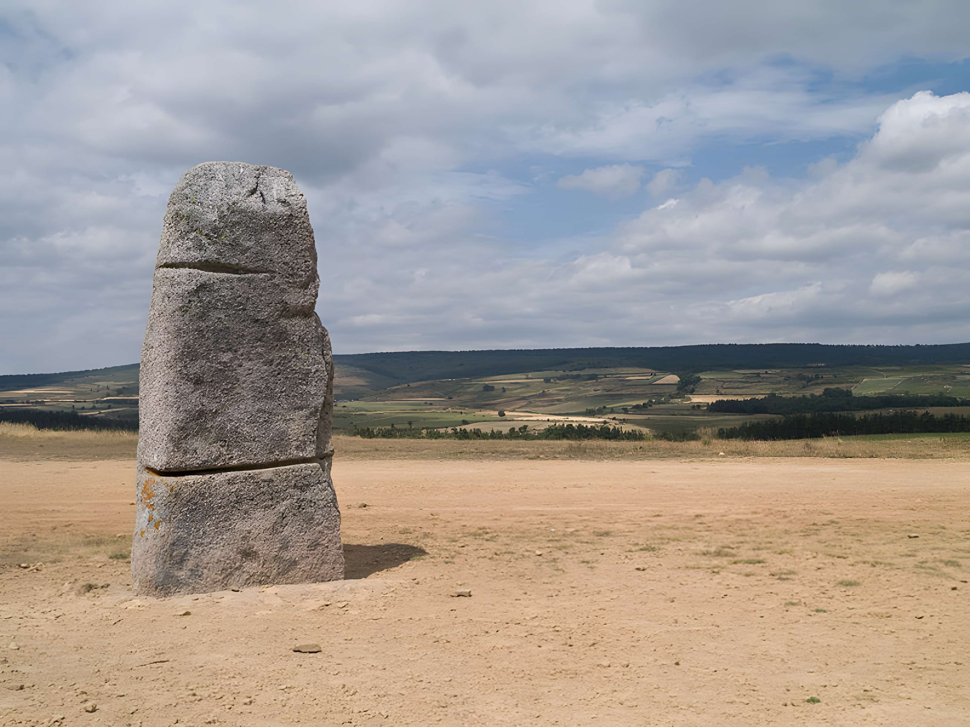 Menhirs constituant le premier groupe dit de la Fage