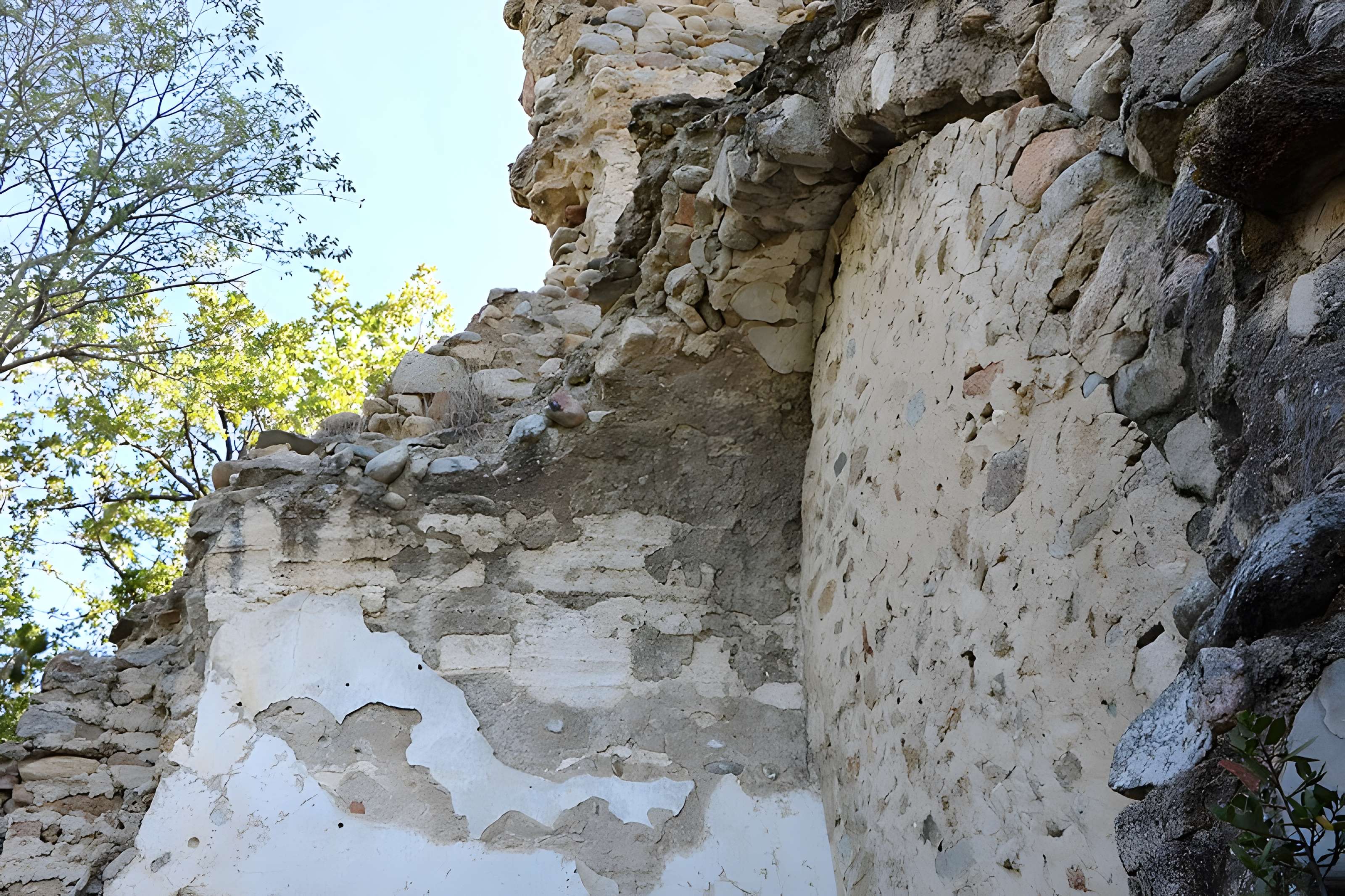 Ancien monastère Saint-Clément de Régleille