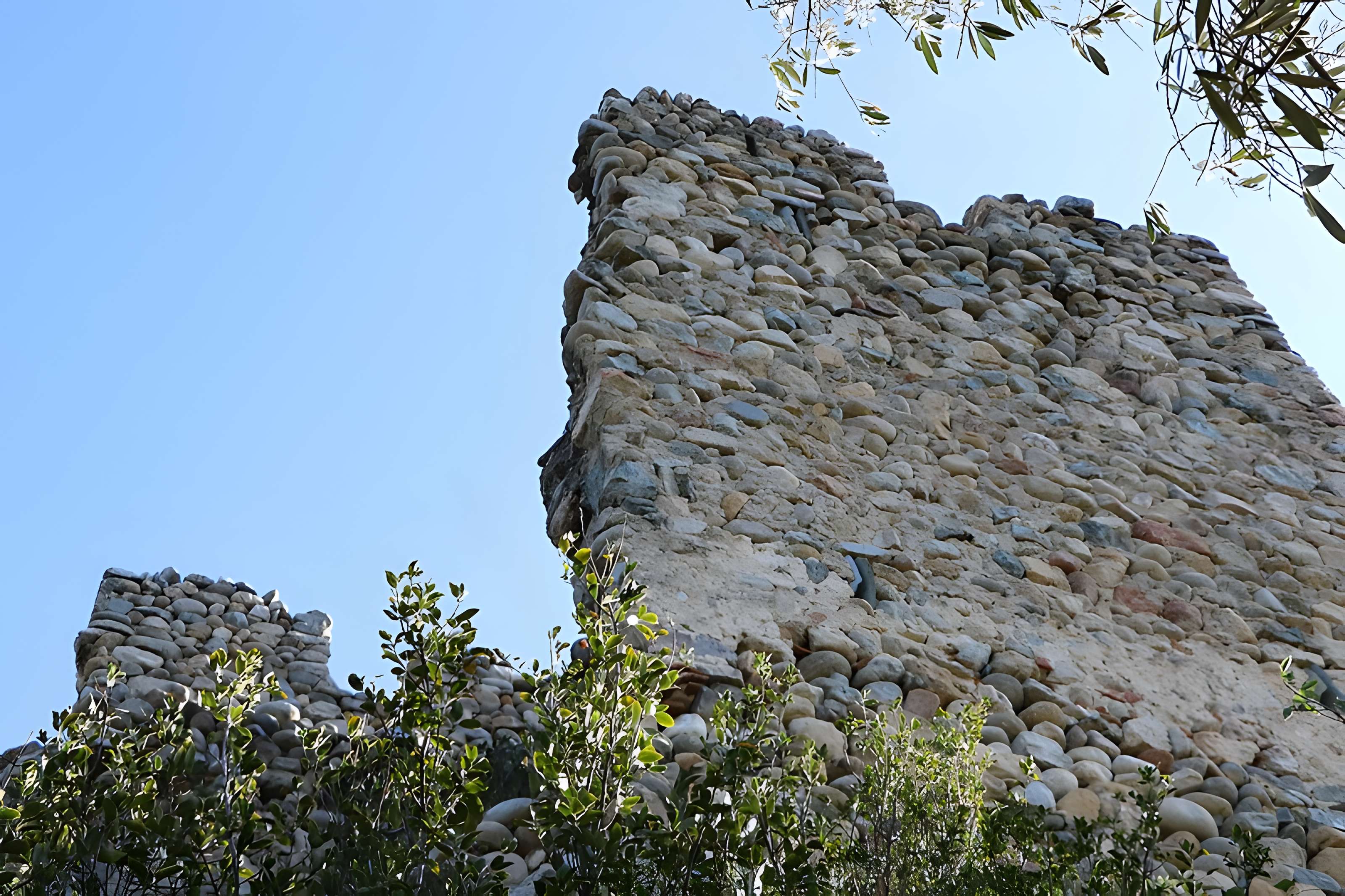 Ancien monastère Saint-Clément de Régleille