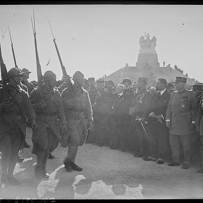 Photo de Monument « Aux Morts des Armées de Champagne » à Sainte-Marie-à-Py