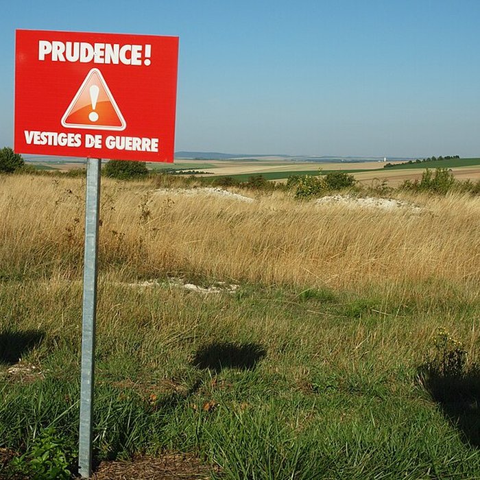Photo de Monument « Aux Morts des Armées de Champagne » à Sainte-Marie-à-Py
