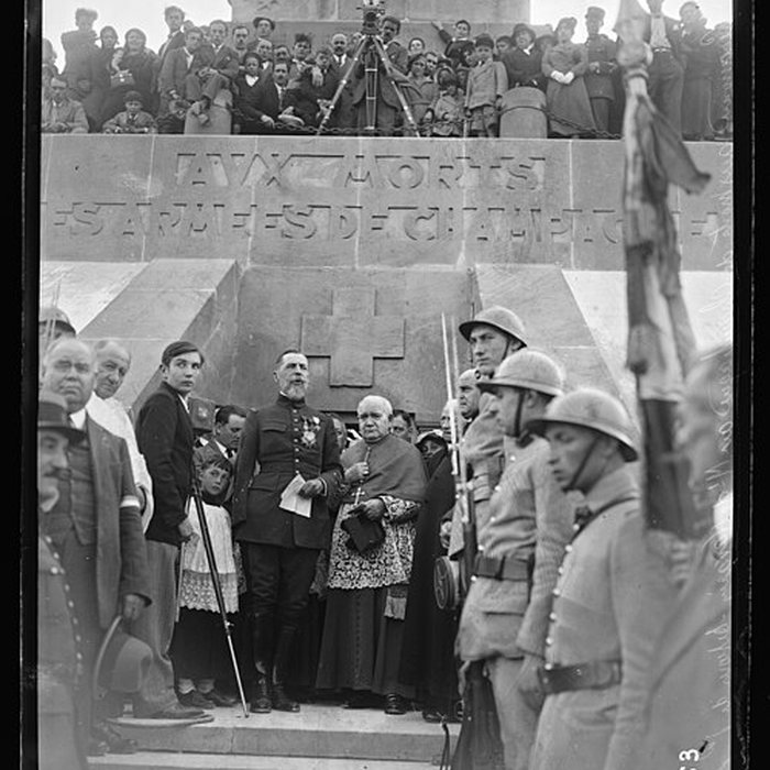 Photo de Monument « Aux Morts des Armées de Champagne » à Sainte-Marie-à-Py