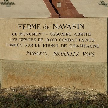 Monument « Aux Morts des Armées de Champagne » à Sainte-Marie-à-Py