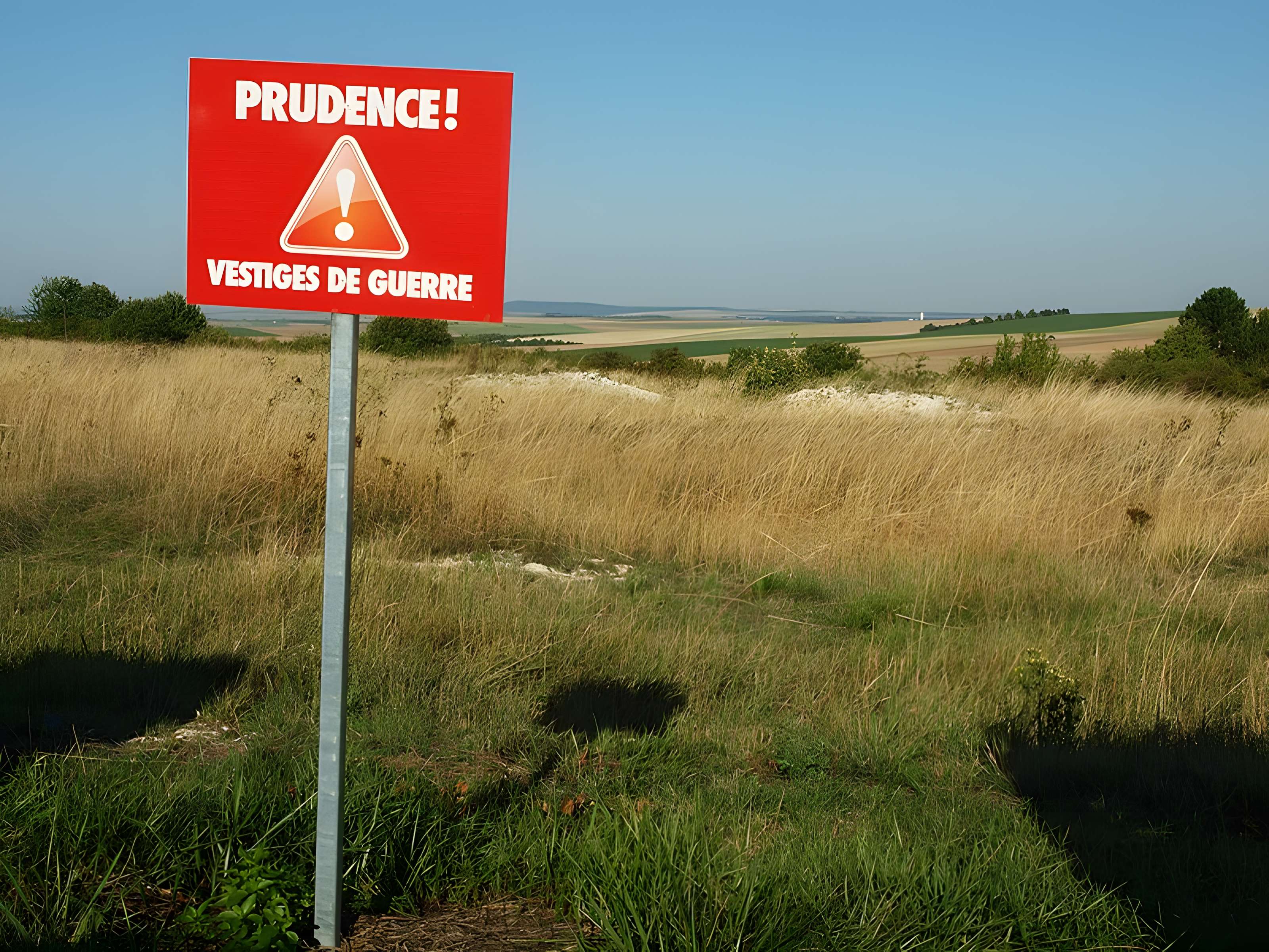 Monument « Aux Morts des Armées de Champagne » à Sainte-Marie-à-Py