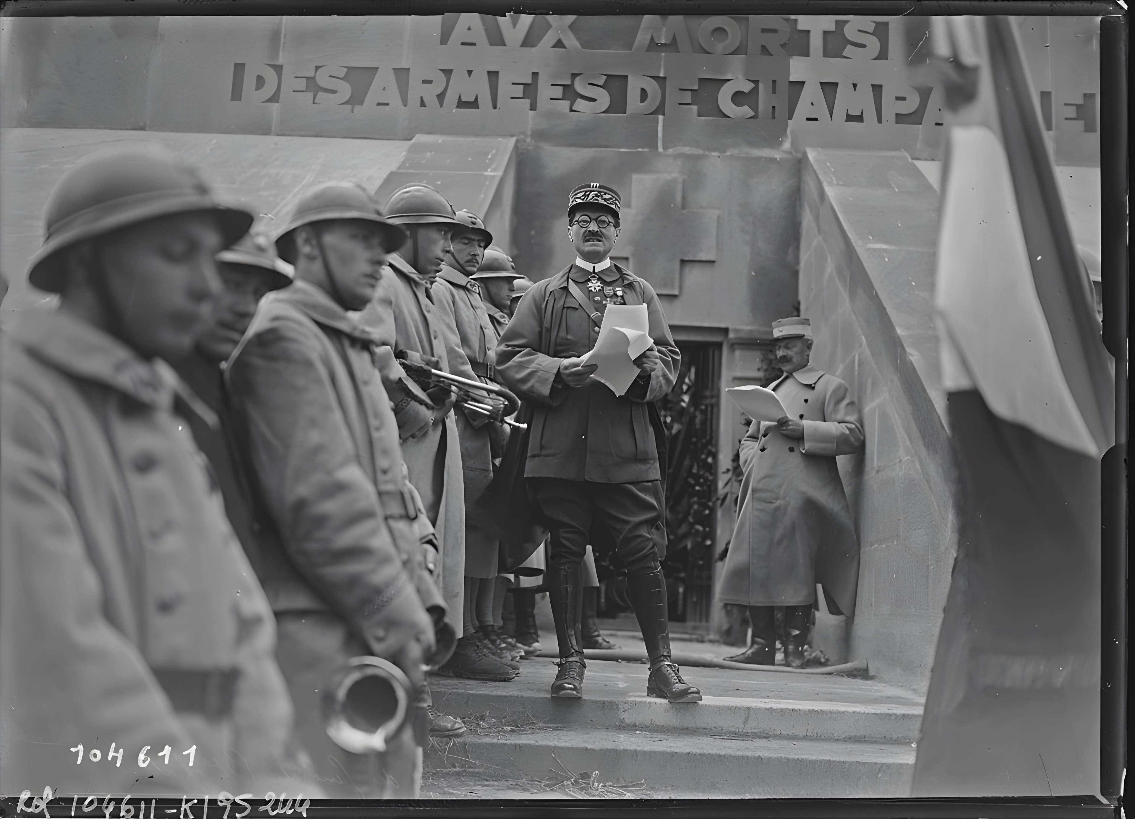 Monument « Aux Morts des Armées de Champagne » à Sainte-Marie-à-Py