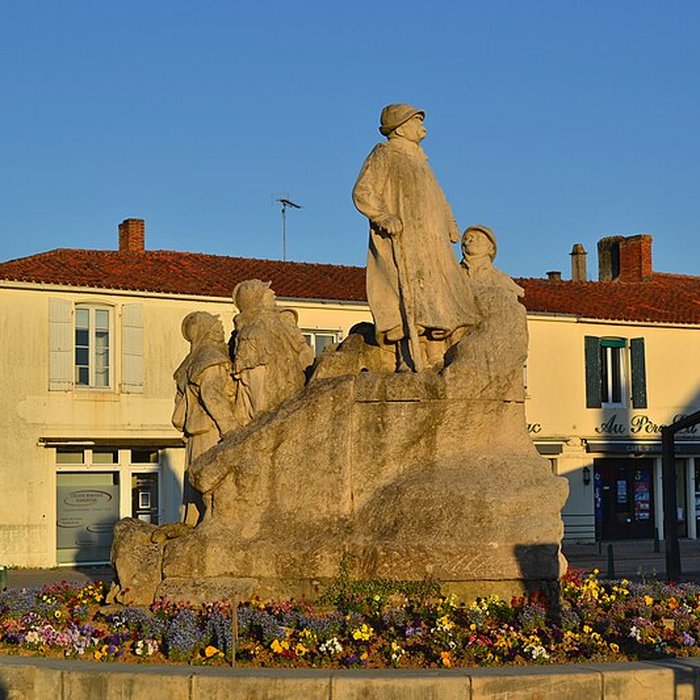 Photo de Monument à Georges Clemenceau à Sainte-Hermine