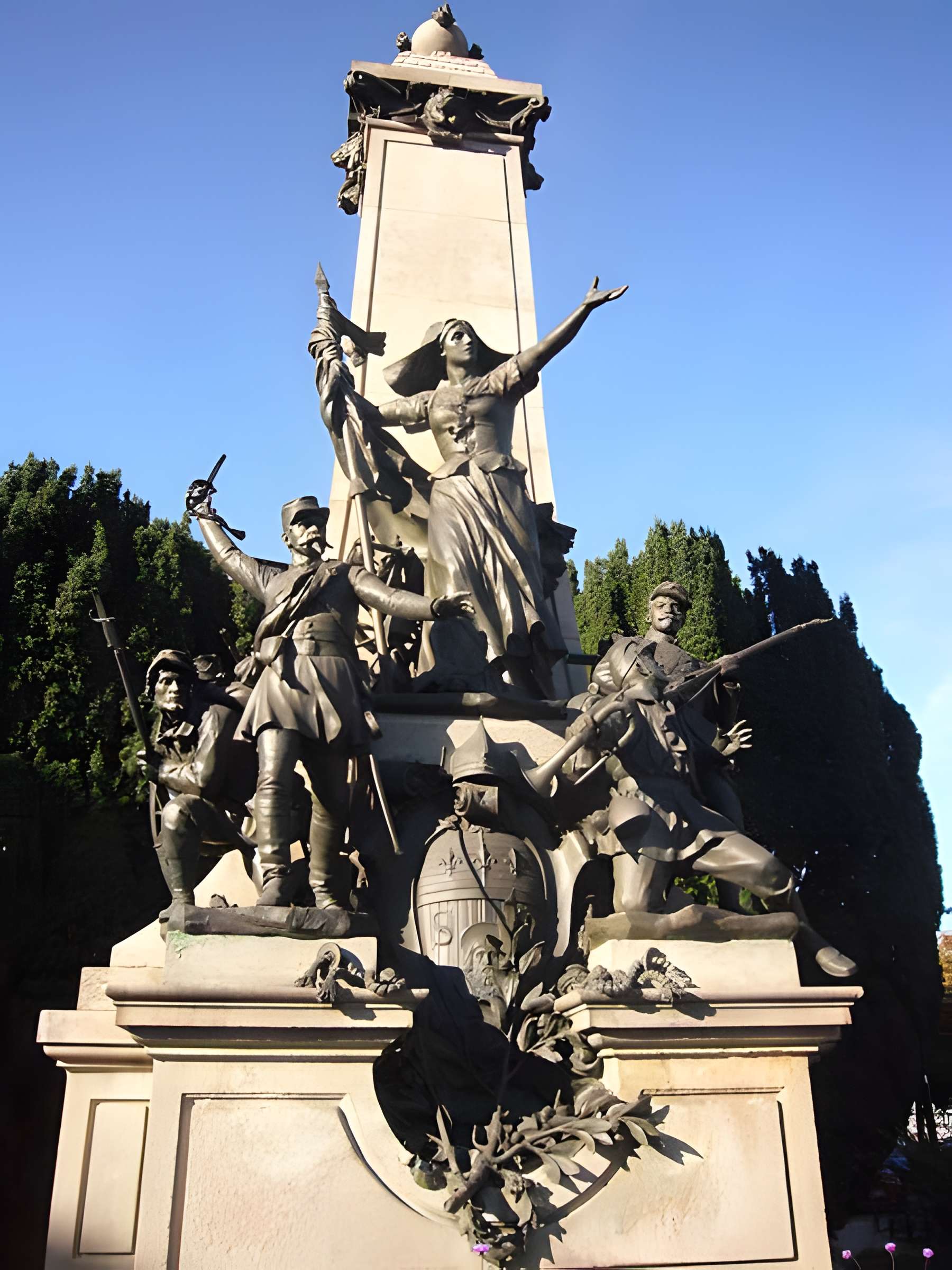 Monument à la mémoire des Enfants morts pour la défense de la Patrie en 1870-1871à Limoges 