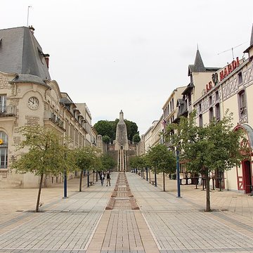 Monument à la Victoire et aux Soldats à Verdun