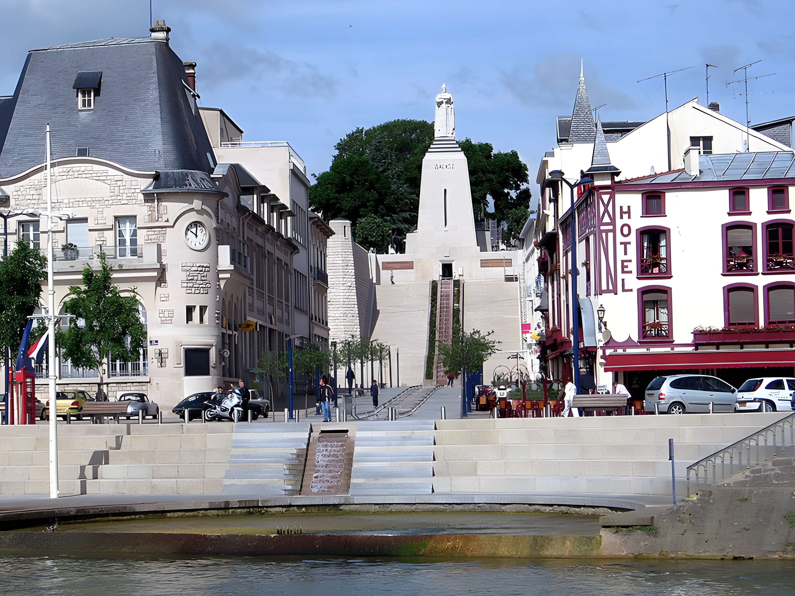 Monument à la Victoire et aux Soldats à Verdun
