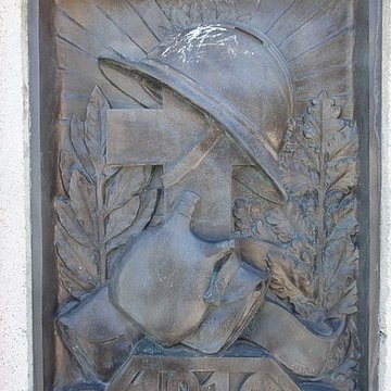 Monument au soldat Marche à Bully-les-Mines
