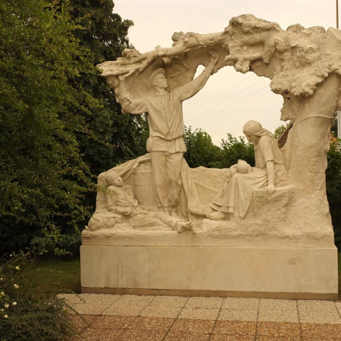 Photo de Monument aux morts de la Première Guerre mondiale à Auchel