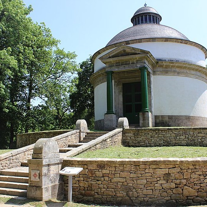 Photo de Monument de Cadoudal à Auray