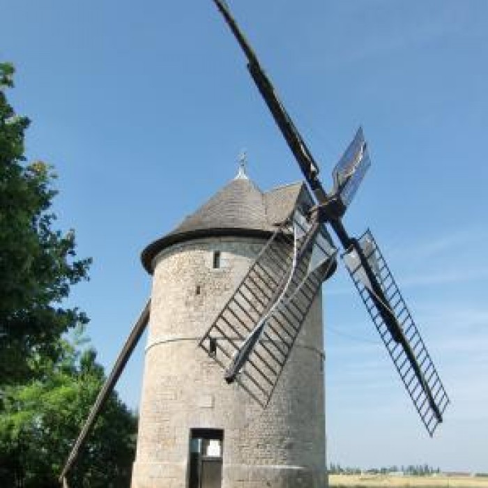 Photo de Moulin à vent de Frouville-Pensier