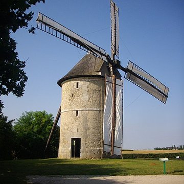 Moulin à vent de Frouville-Pensier