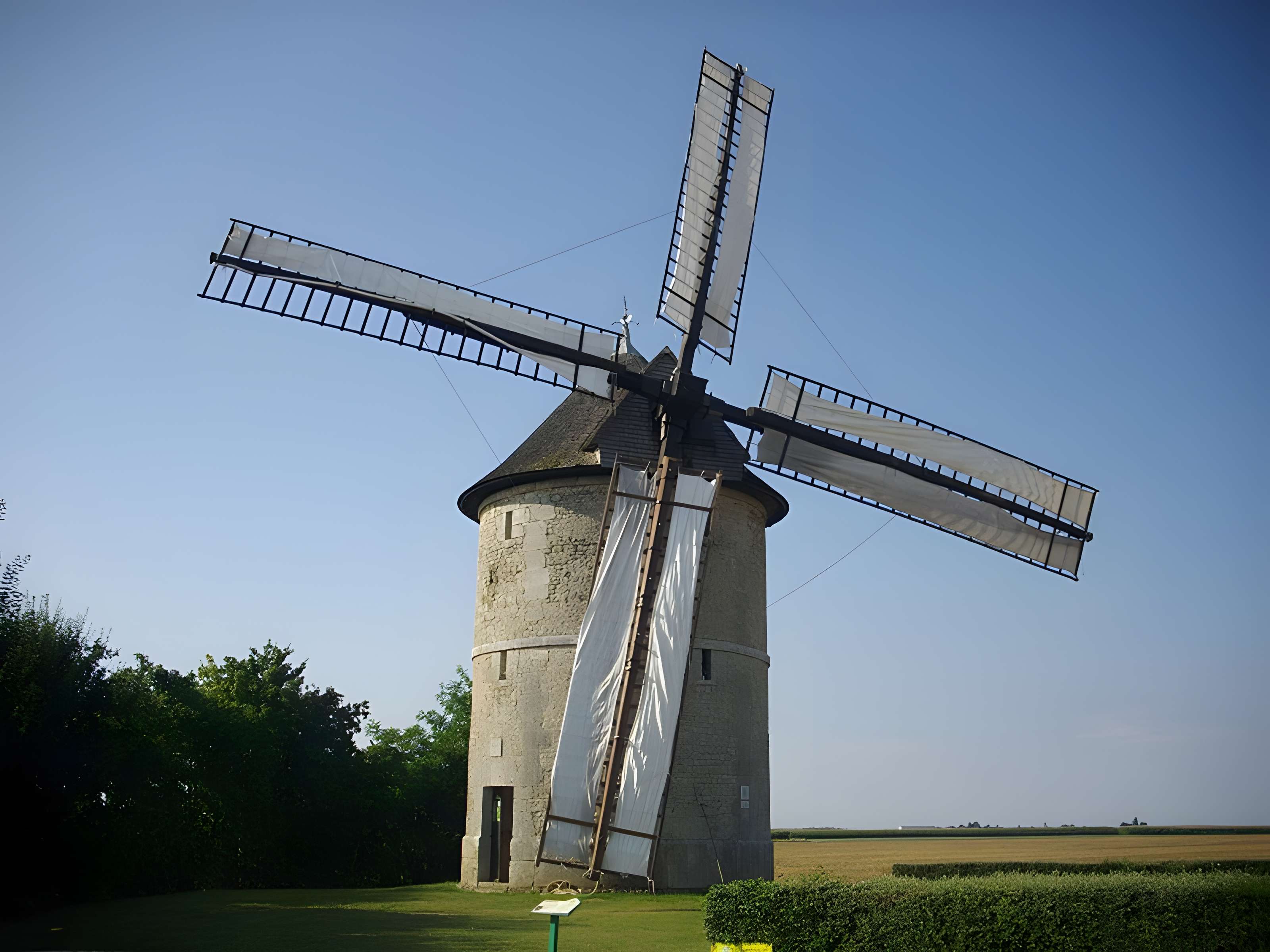 Moulin à vent de Frouville-Pensier