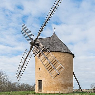 Moulin à vent de Gensac à Montpézat