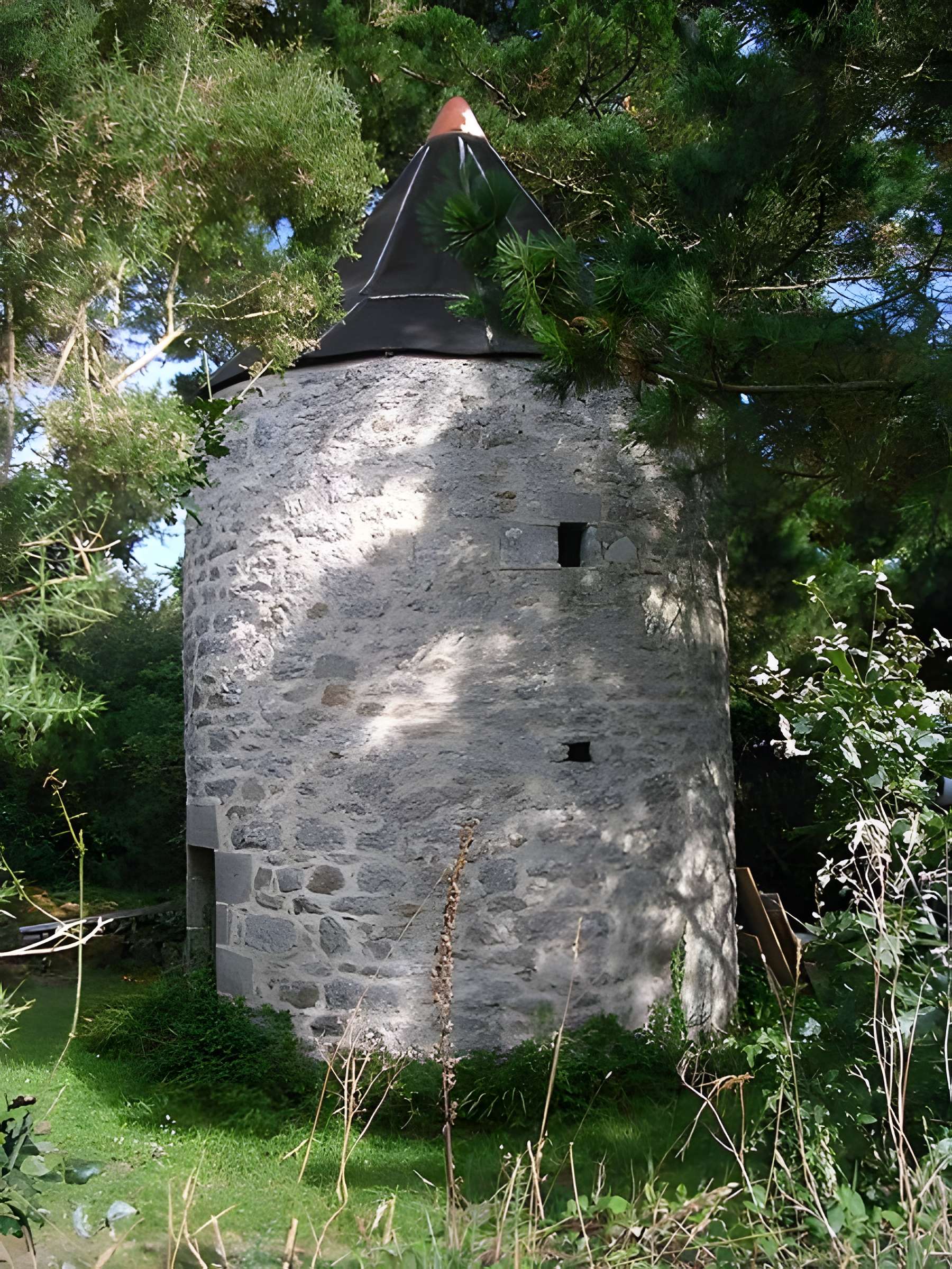 Moulin à vent de Kérouan à Beuzec-Cap-Sizun 