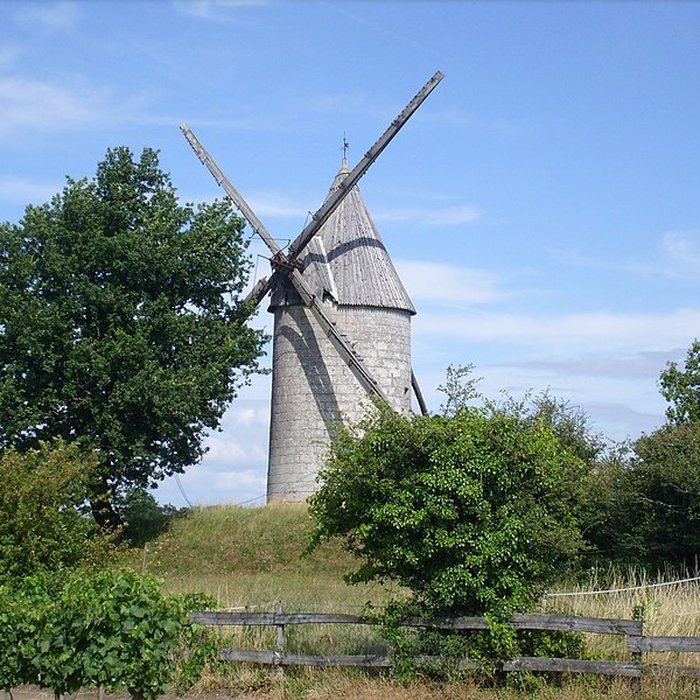 Photo de Moulin à vent de la Croix à Saint-Thomas-de-Conac