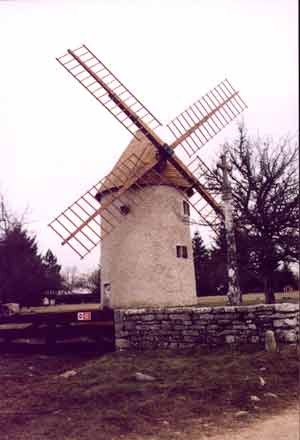 Photo de Moulin à vent de Montceau-et-Écharnant