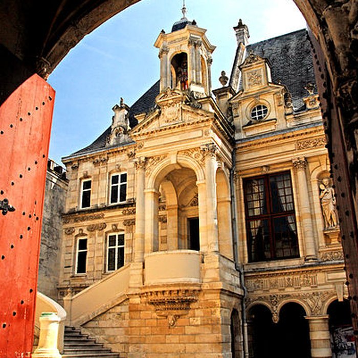 Photo de Hôtel de ville de La Rochelle