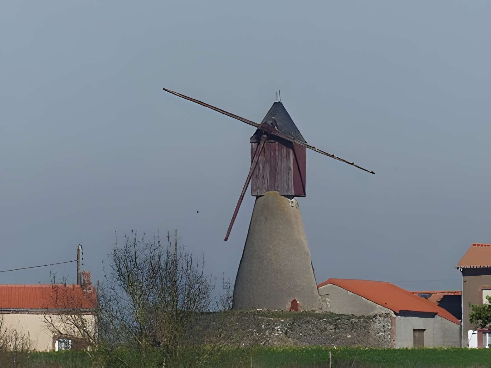 Moulin à vent du Gué-Robert à Valanjou 