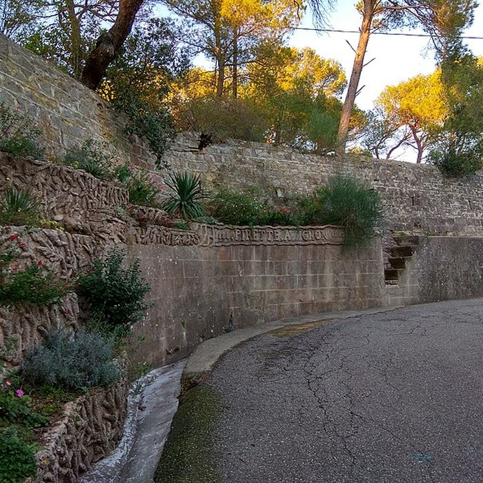 Photo de Abbaye Saint-Michel de Frigolet
